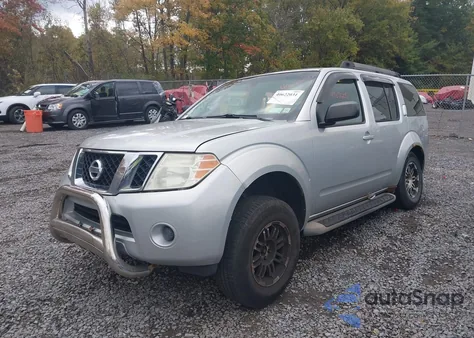 2008 Nissan Pathfinder S z USA, uszkodzony, nr VIN 5N1AR18B68C626549